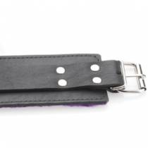 CLAVIJAS DE CUERO NEGRO