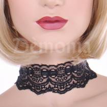 SCHWARZE SPITZENKETTE