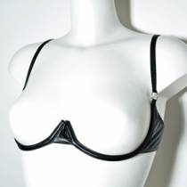 SG NACKTE BRÜSTE MARLENE