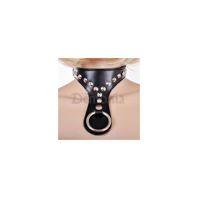 COLLIER CUIR AVEC CLOUS