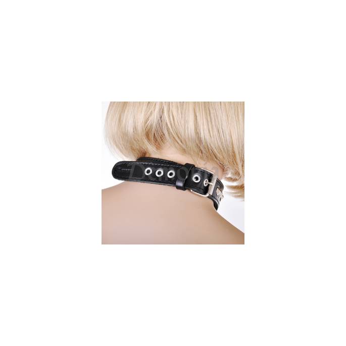 COLLIER CUIR AVEC CLOUS
