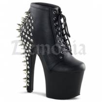 STUDDED BOOTS