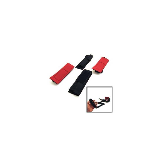 4 STRAPS AND HANDCUFFS