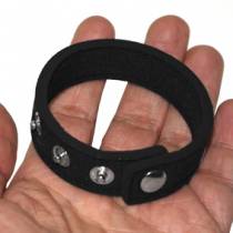 BLACK NEOPRENE COCKRING