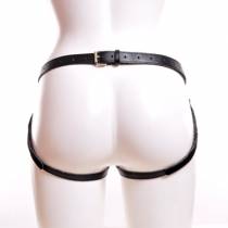 SIMPLE HARNESS FOR DILDO