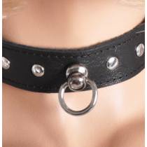 LEATHER NECKLACE + NAILS WOMAN