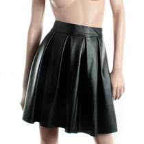 FALDA SKATER DE POLIPIEL