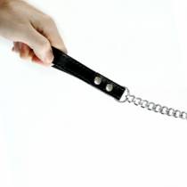 LAISSE CHAINE COURTE + POIGNEE CUIR NOIR