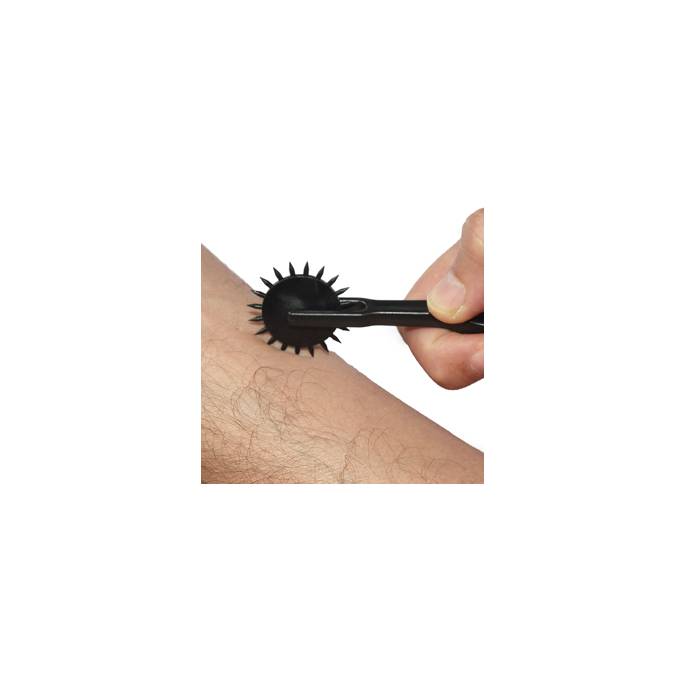BLACK PLASTIC SPIKE WHEEL SMALL