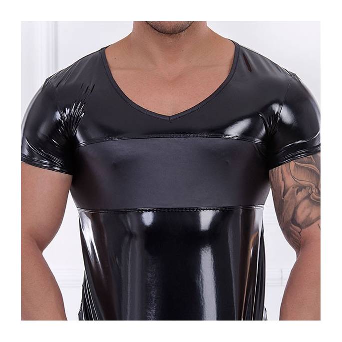 T-SHIRT MAEL VINYL UND LACK