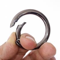 KARABINERHAKEN RING SCHWARZ 45MM