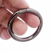 KARABINERHAKEN RING SCHWARZ 45MM