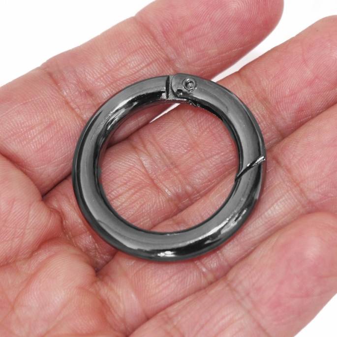 KARABINERHAKEN RING SCHWARZ D: 35MM