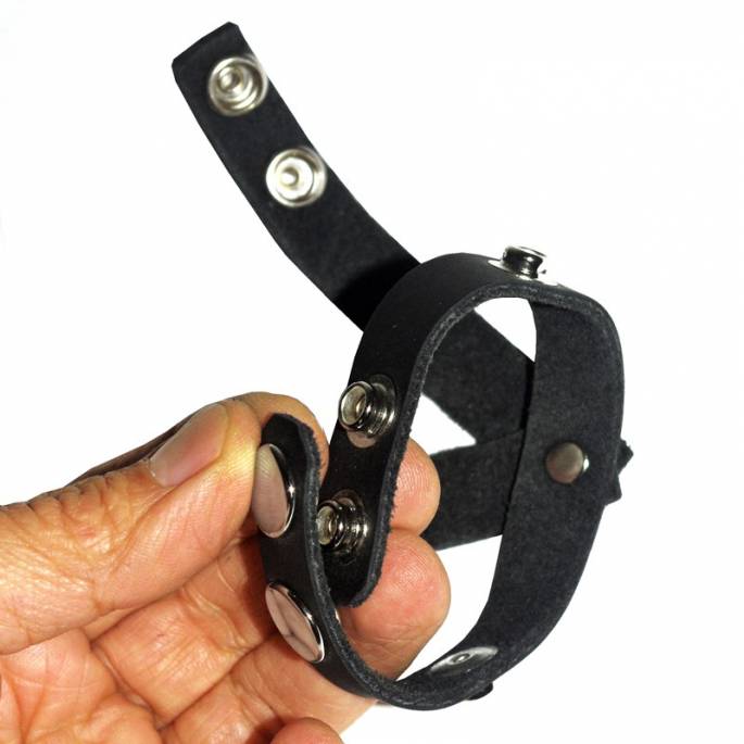 COCKRING LEDER SCHWARZ DIVIDER V-STYLE