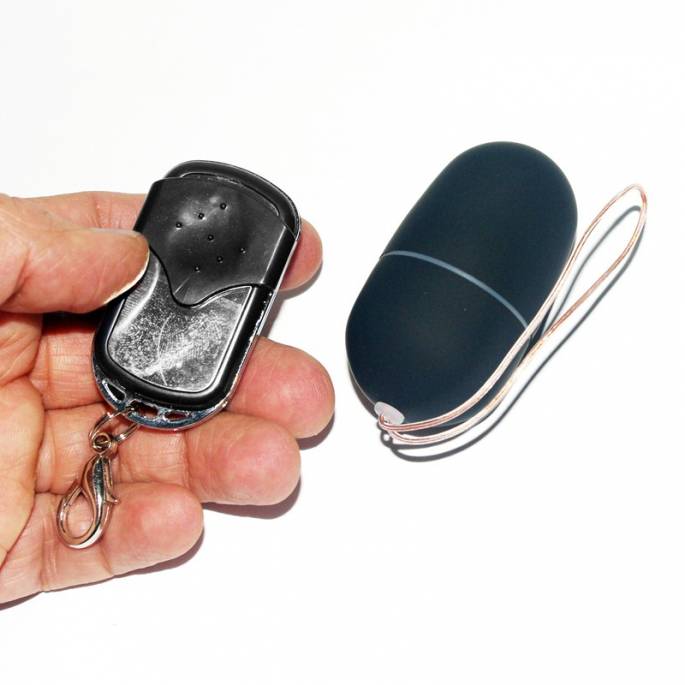 OEUF VIBRANT NOIR SHOTS TOYS