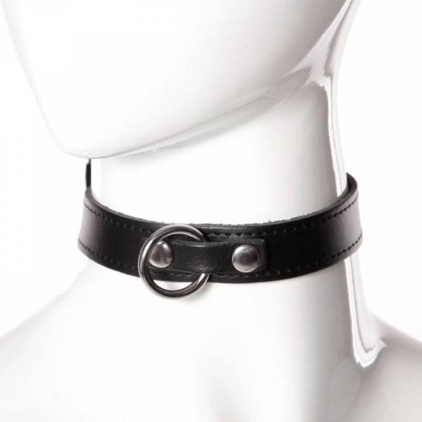 HALSBAND AUS FEINEM LEDER SCHWARZ + RING