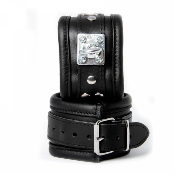 HANDSCHELLEN AUS SCHWARZEM LEDER + METALLRING 360°