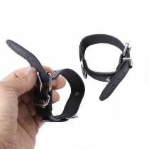 MENOTTES FINES CUIR NOIR