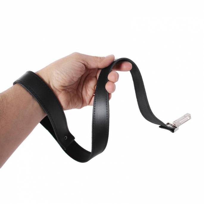 LAISSE CUIR MOUSQUETON CARRE ( 50 CM )