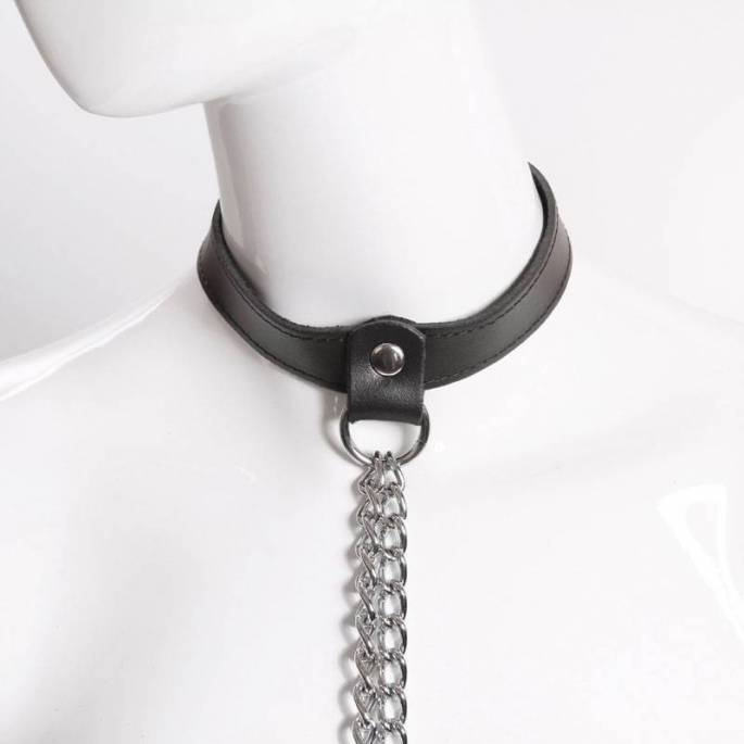 SCHWARZES LEDERHALSBAND + BRUSTKLAMMERN