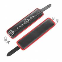 CHEVILLERES CADENASSABLES CUIR NOIR ET ROUGE