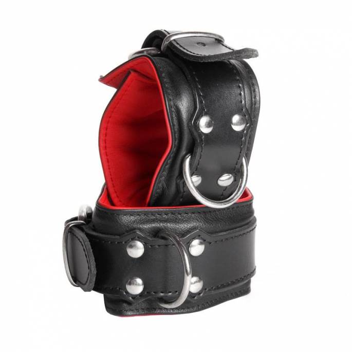 MENOTTES LUXES EN CUIR