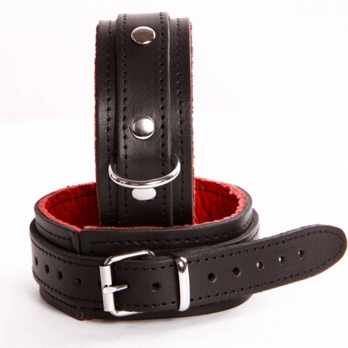 KNÖCHELSCHÜTZER LEDER SCHWARZ UND ROT FIN BASIC