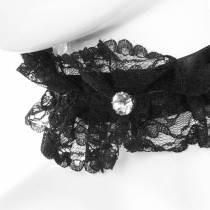 COLLIER DENTELLE ET SWAROVSKI