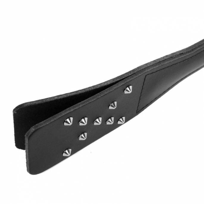 PADDLE SLAPPER MIT SPIKES