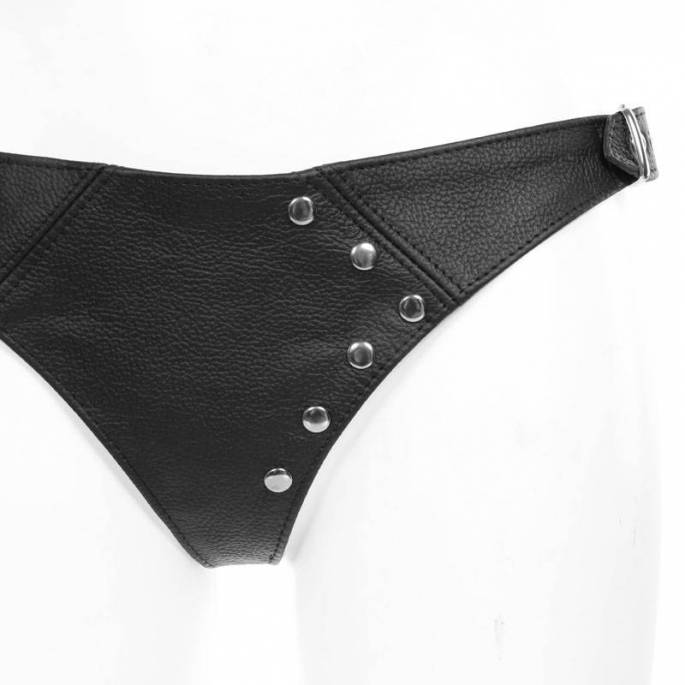 STRING MIT NIETEN AUS SCHWARZEM LEDER