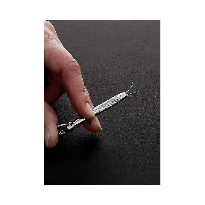 PINCES A SEINS A GRIFFES