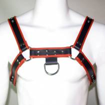 H-GESCHIRR SCHWARZ / ROT SMALL