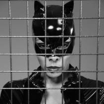 MASQUE CATWOMAN VINYLE NOIR