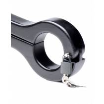 DEMÜTIGEN MIT HANDSCHELLEN