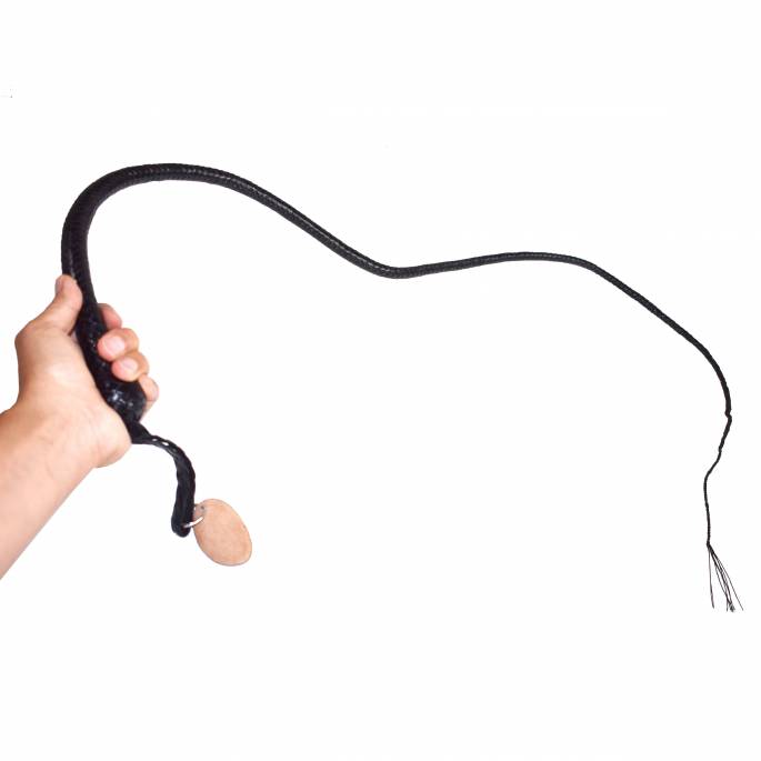 FOUET EN CUIR 16 LANIERES NOIR