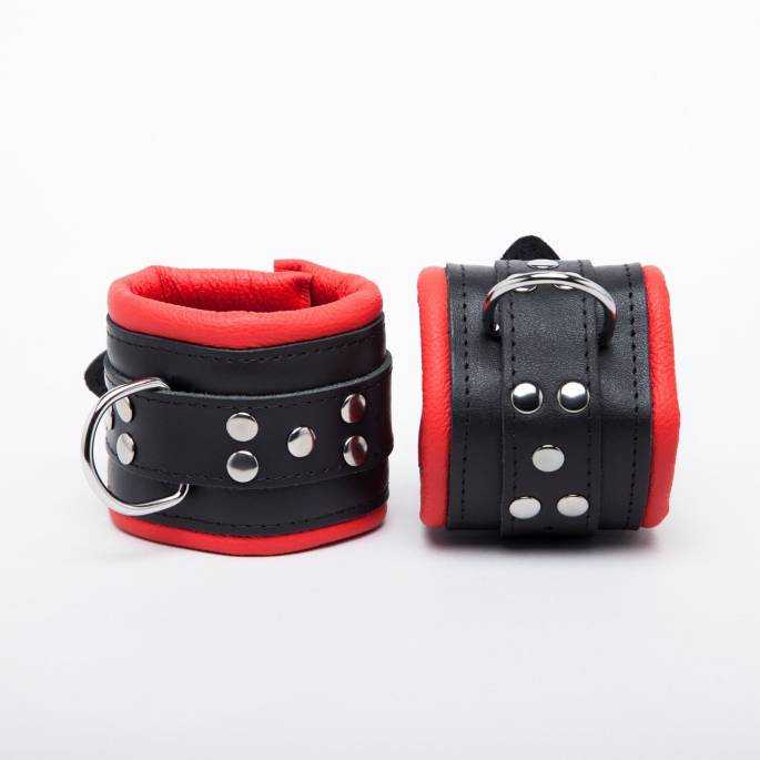 MANETTE IN PELLE NERA E ROSSA