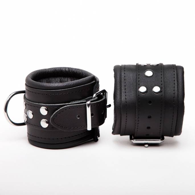 MANETTE IN PELLE NERA