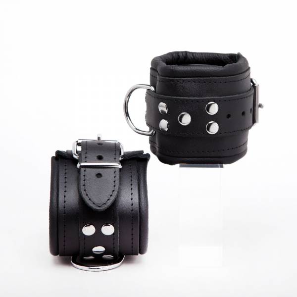 BLACK LEATHER HANDCUFFS