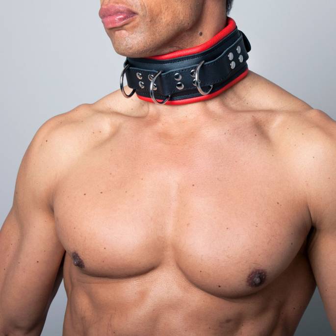 HALSBAND AUS SCHWARZEM UND ROTEM LEDER 8 CM