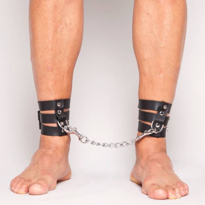 ANKLE CUFFS 3 BLACK LEATHER BANDS