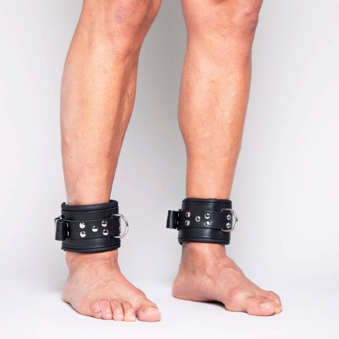 FUSSFESSELN LEDER SCHWARZ 8 CM