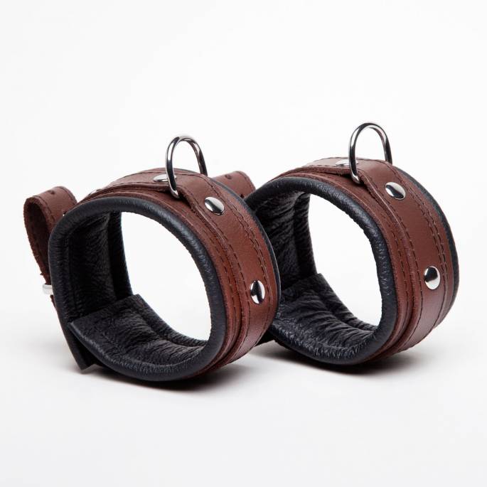 BROWN LEATHER HANDCUFFS