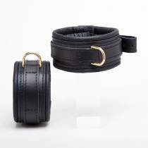 CHEVILLERES CUIR NOIR ANNEAU DORE