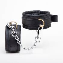 CHEVILLERES CUIR NOIR ANNEAU DORE