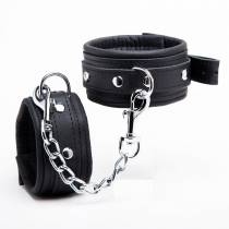 Menottes chevilles cuir noir