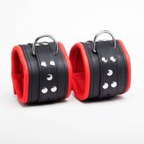 TOBILLERAS DE CUERO NEGRO Y ROJO