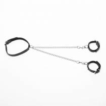 COLLIER + MENOTTES CUIR NOIR + CHAINES