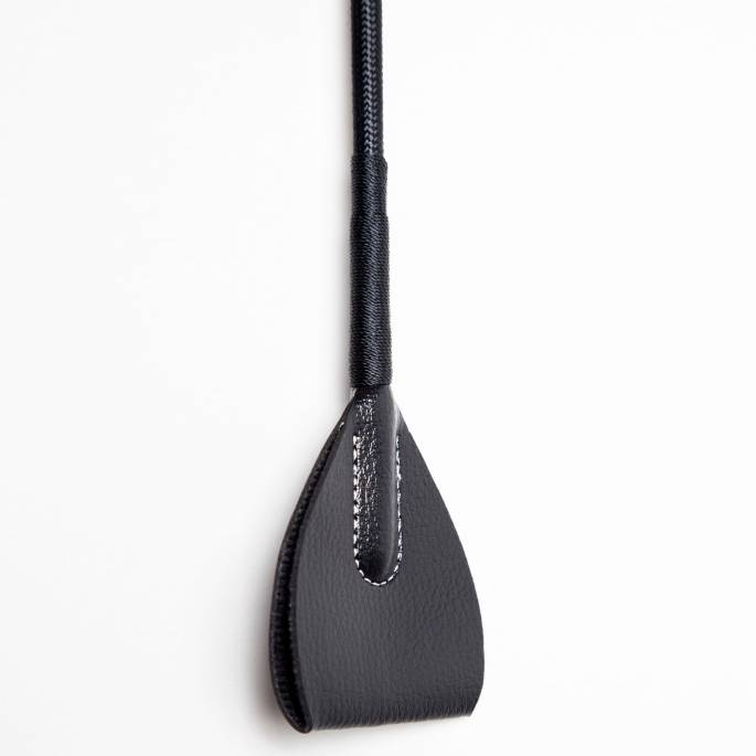 Schwarze Gerte für SM-Spiele