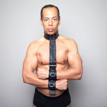 BLACK LEATHER BACK RESTRAINT HARNESS