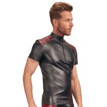 WETLOOK-SHIRT MIT ROTEN SCHULTERN